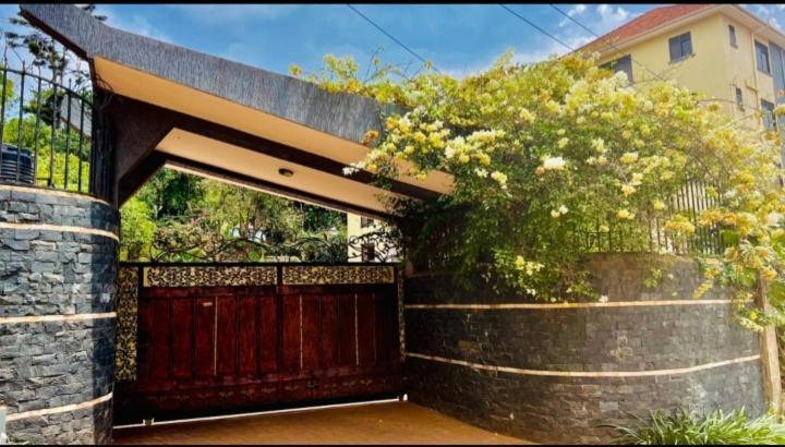 Palatine Apartments Makindye Kizungu, Kampala Zewnętrze zdjęcie