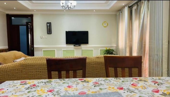 Palatine Apartments Makindye Kizungu, Kampala Zewnętrze zdjęcie